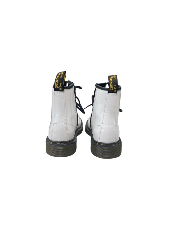 Boots Ankle Flats By Dr Martens In White, Size: 5 Online