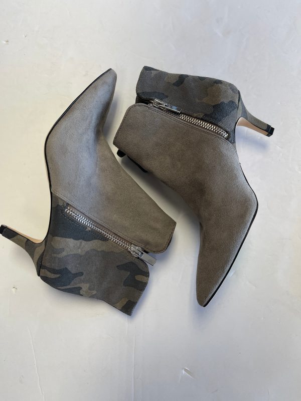 Boots Ankle Heels By Gilli In Grey, Size: 5.5 Supply