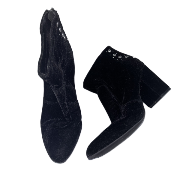 Boots Ankle Heels By G By Guess In Black, Size: Medium Online Hot Sale